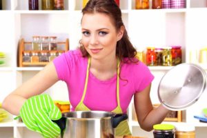 Read more about the article 12 Mistakes You Didn’t Know You Are Making In The Kitchen