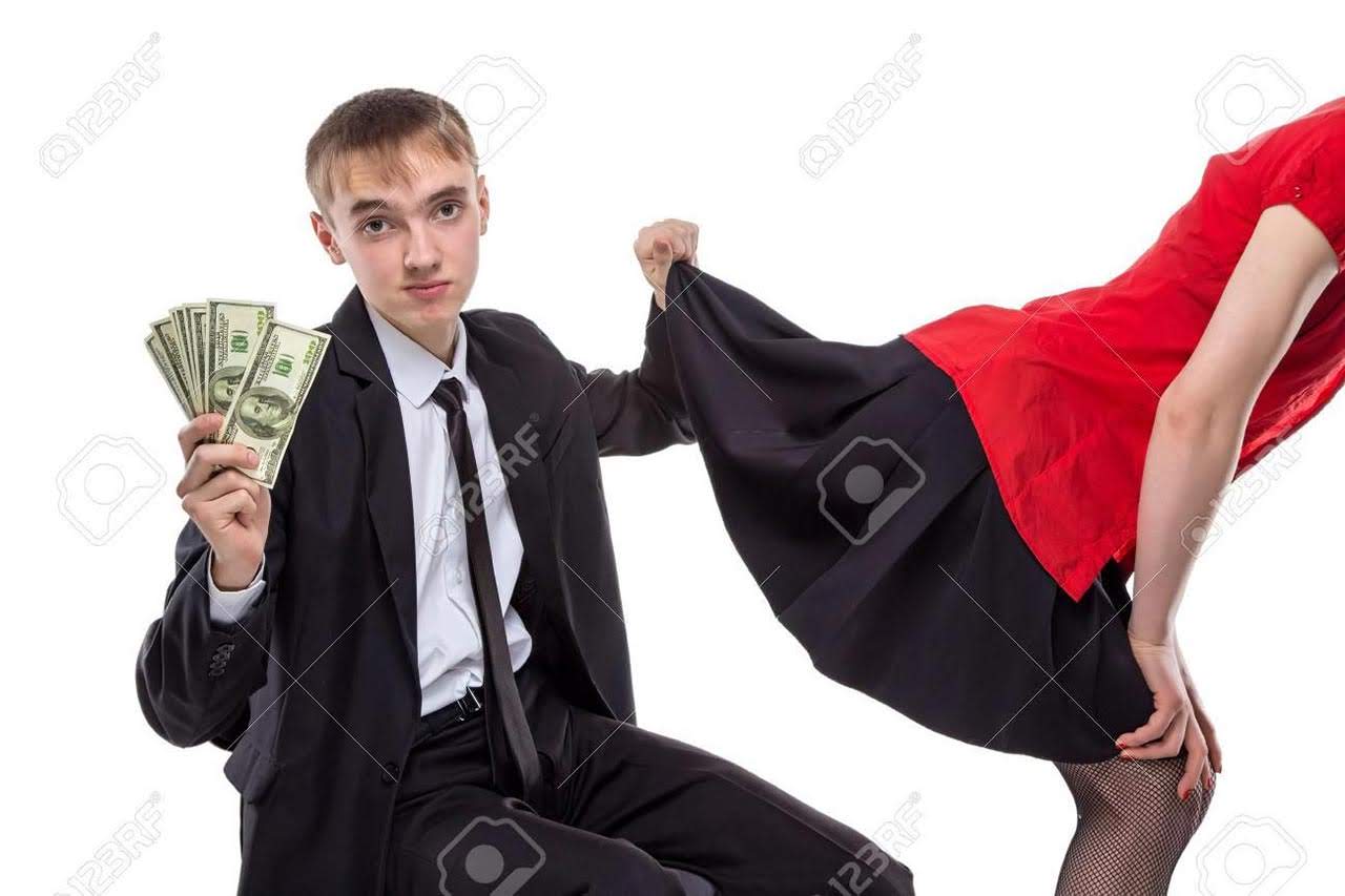 Read more about the article 30 Of The Most WTF Stock Photos That Are Just Painful To Look At