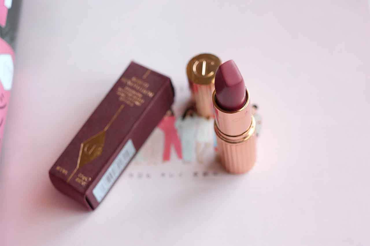 You are currently viewing Dippalli Explores Makeup Brands: Charlotte Tilbury [Review]