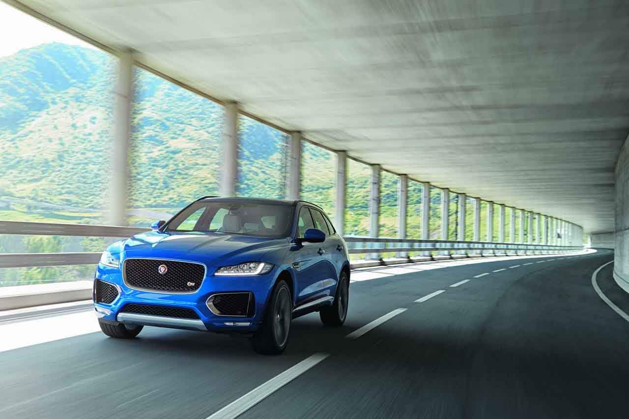 You are currently viewing Jaguar F-Pace Wins Two Awards At A Time!