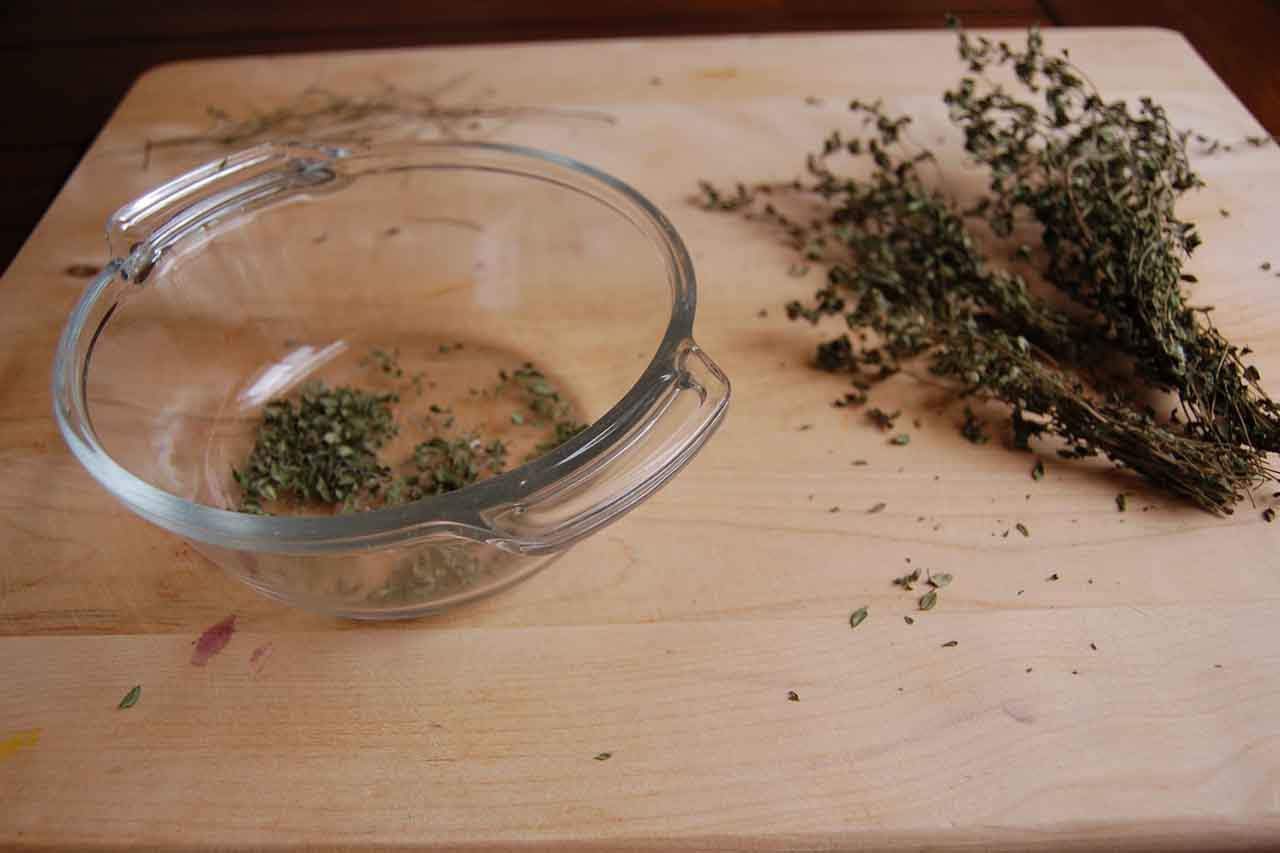 You are currently viewing Thyme Cure For Pinworm