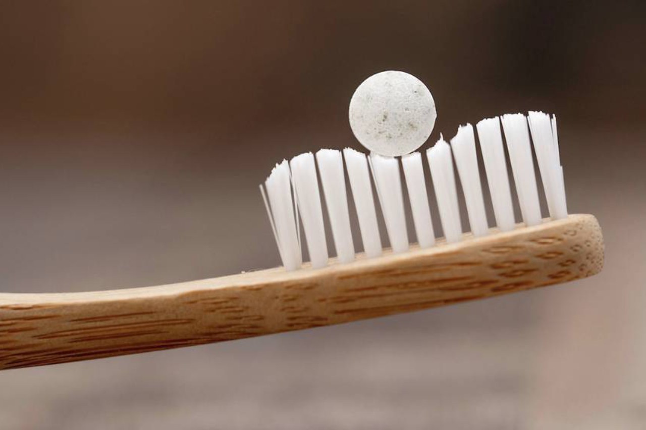 You are currently viewing One Step Closer To Zero Waste: Tablet Toothpaste